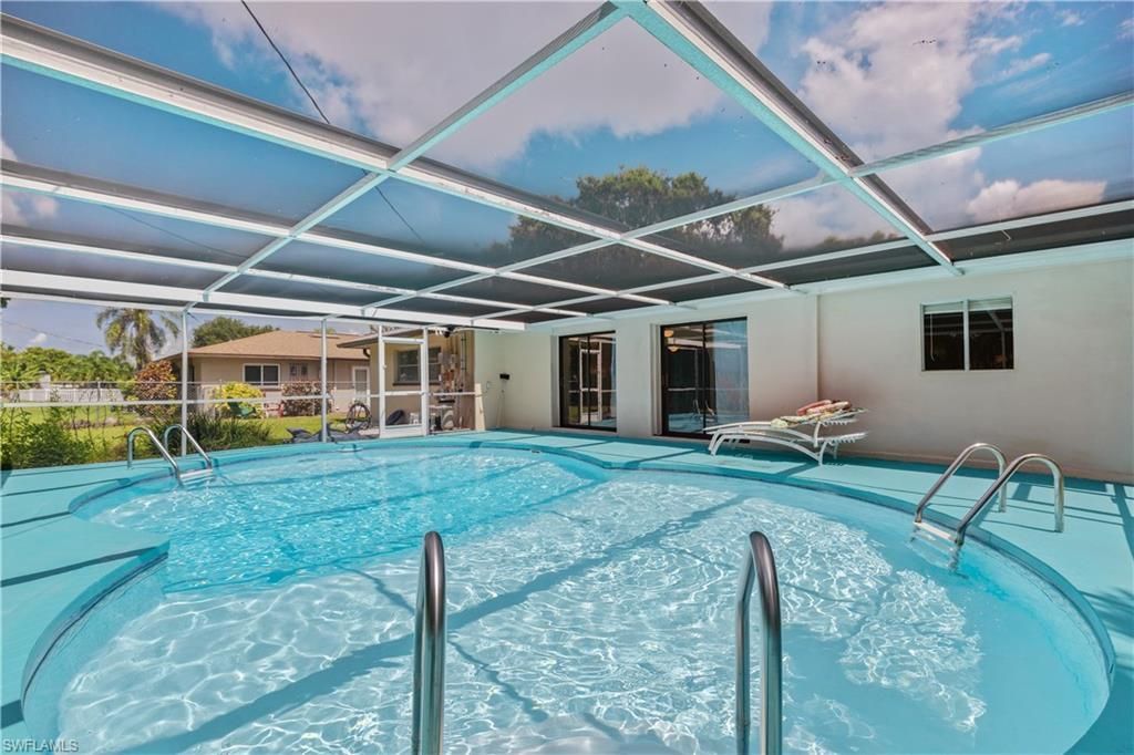 1330 SE 44th Ter, Cape Coral, FL 33904 Photo