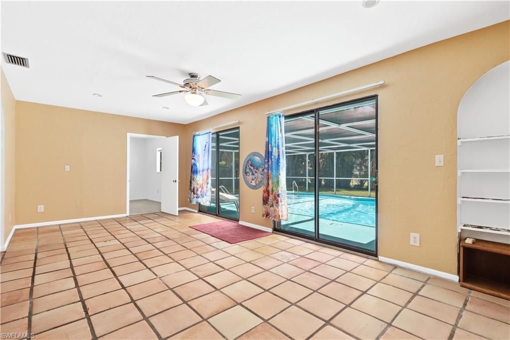 1330 SE 44th Ter, Cape Coral, FL 33904 Photo
