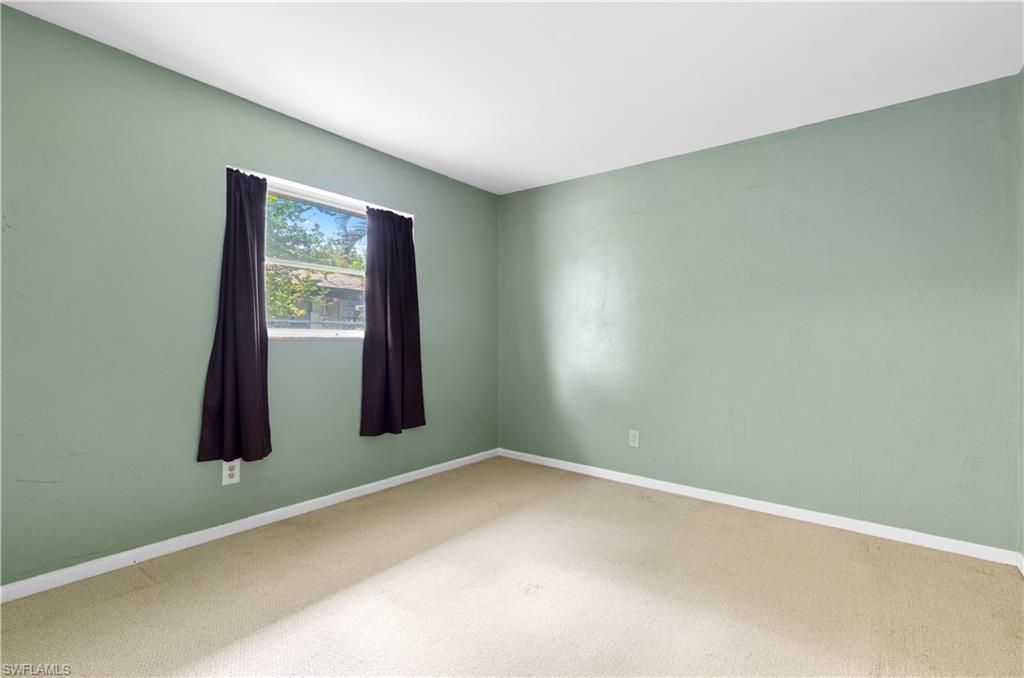 1330 SE 44th Ter, Cape Coral, FL 33904 Photo