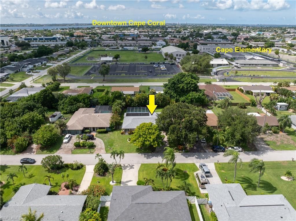 1330 SE 44th Ter, Cape Coral, FL 33904 Photo