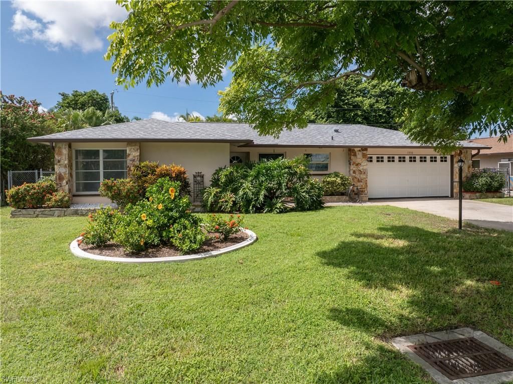 1330 SE 44th Ter, Cape Coral, FL 33904 Photo