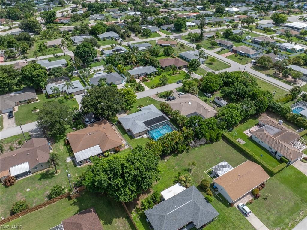 1330 SE 44th Ter, Cape Coral, FL 33904 Photo