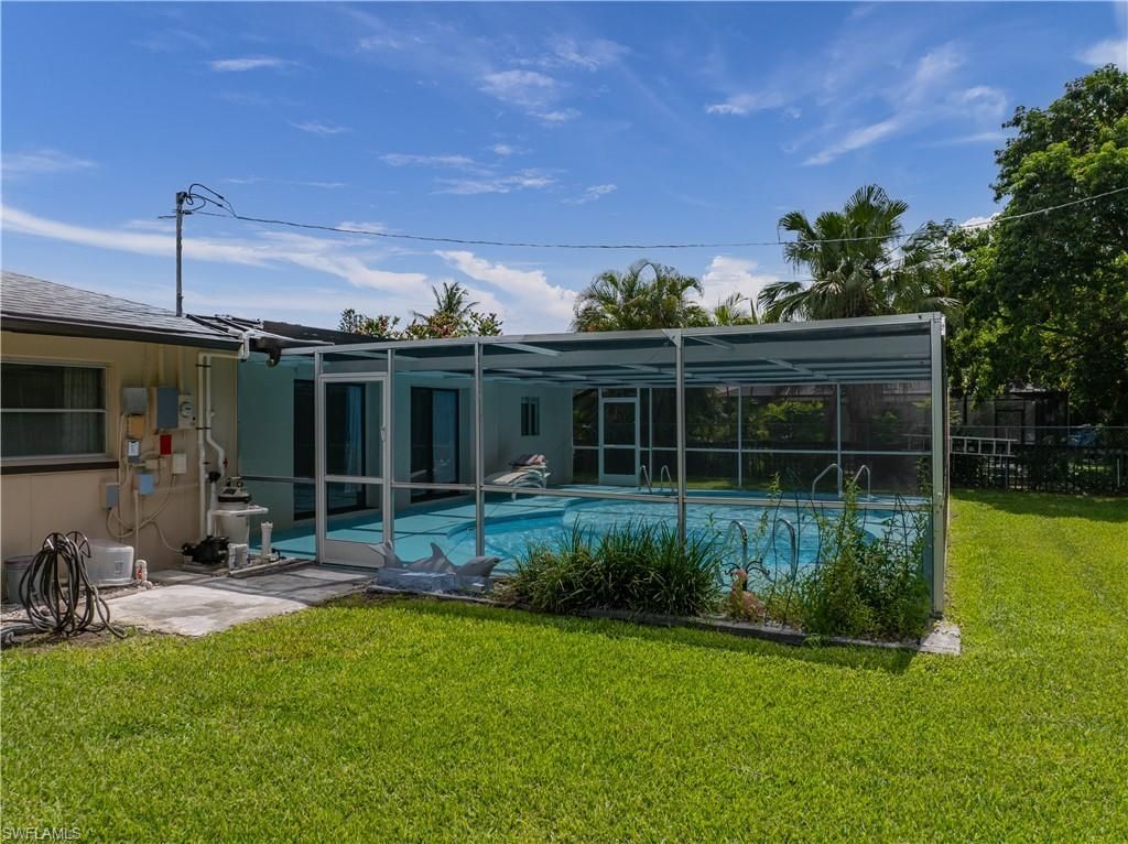 1330 SE 44th Ter, Cape Coral, FL 33904 Photo