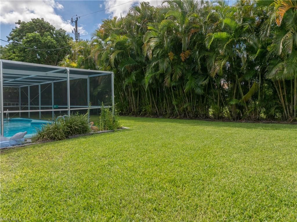 1330 SE 44th Ter, Cape Coral, FL 33904 Photo