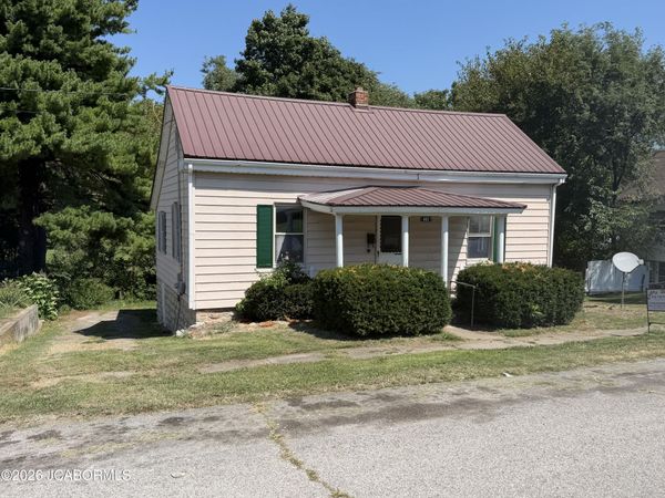 402 E HOWARD STREET, California, MO 65018