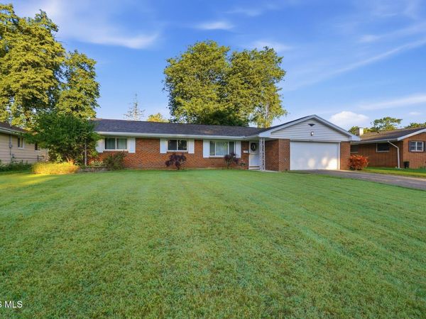 6051 E Benalex Drive , Toledo, OH 43612