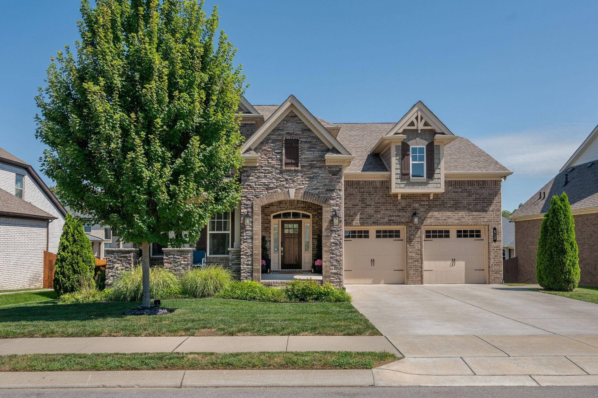613 Truver Dr, Mount Juliet, TN 37122 Main Photo