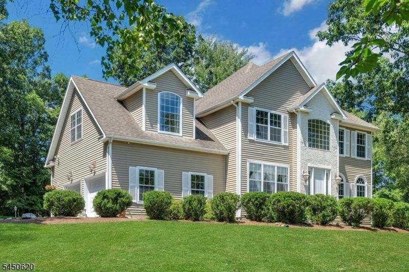 6 Sabine Ln, Hardyston, NJ 07416 Main Photo