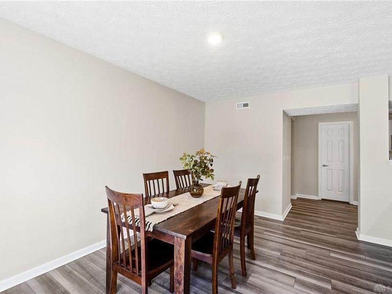 117 Settlers Trail, Union, OH 45322 Photo 11