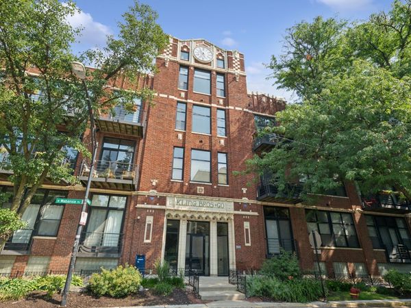 2300 W Wabansia Avenue, Unit 308, Chicago, IL 60647