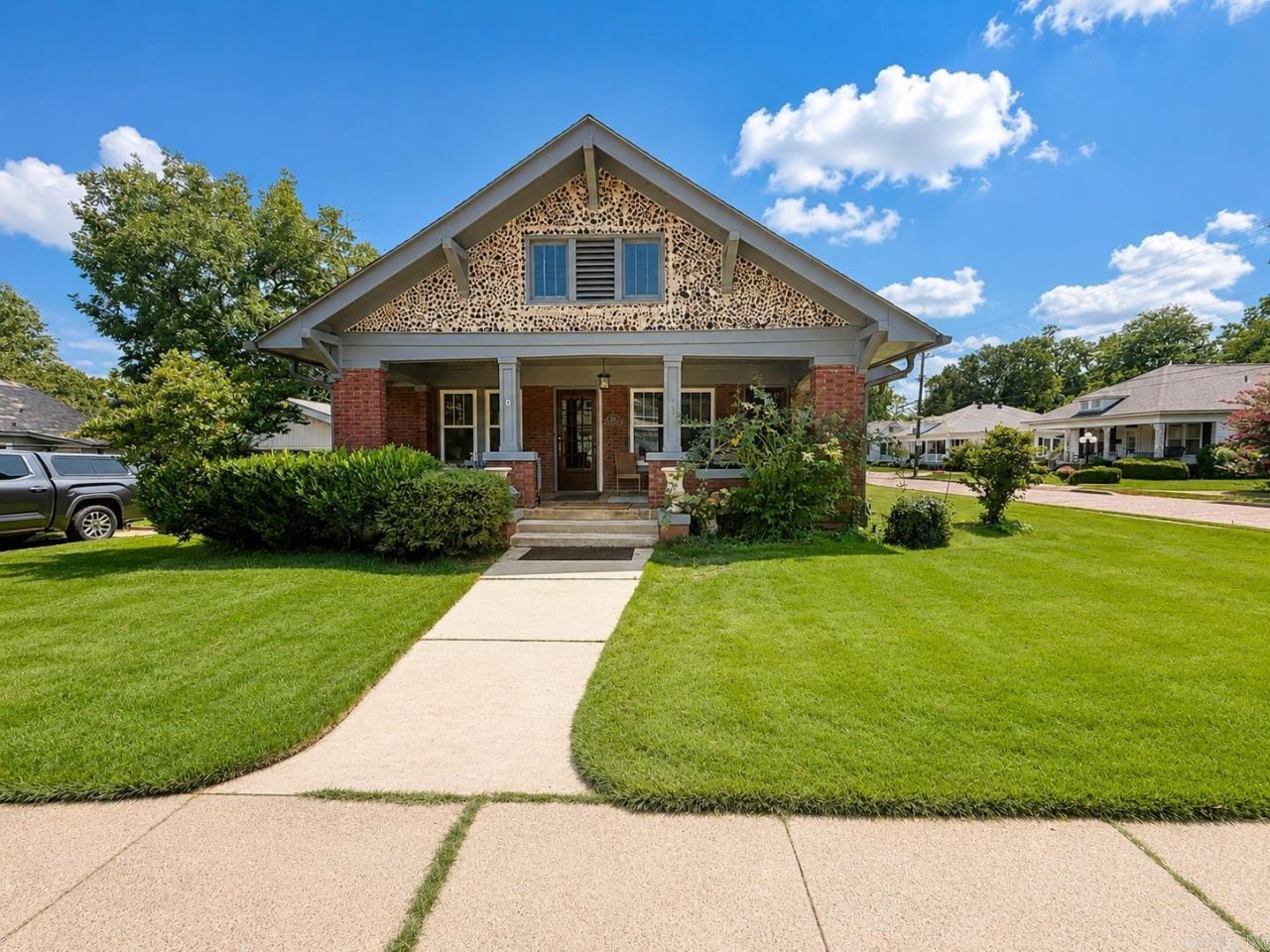 325 Cherry Street  Arkadelphia, AR 71923