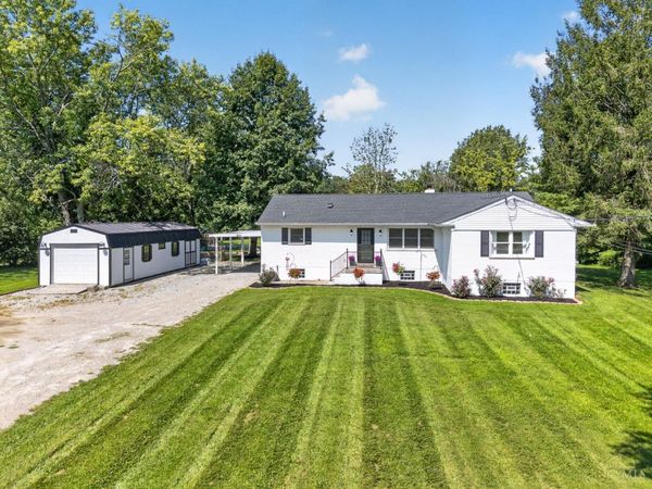 8261 Morrow Cozaddale Road, Hamilton Twp, OH 45152