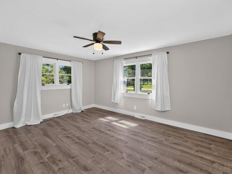 8261 Morrow Cozaddale Road, Hamilton Twp, OH 45152 Photo 22