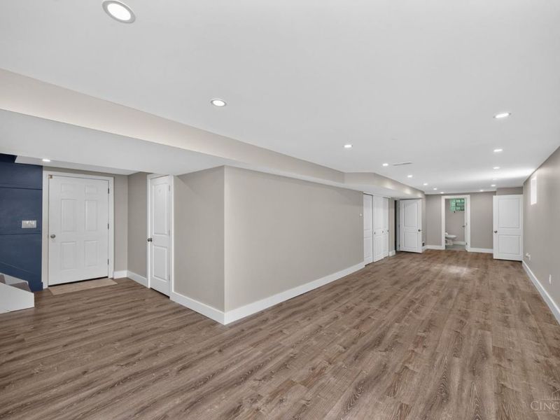 8261 Morrow Cozaddale Road, Hamilton Twp, OH 45152 Photo 28