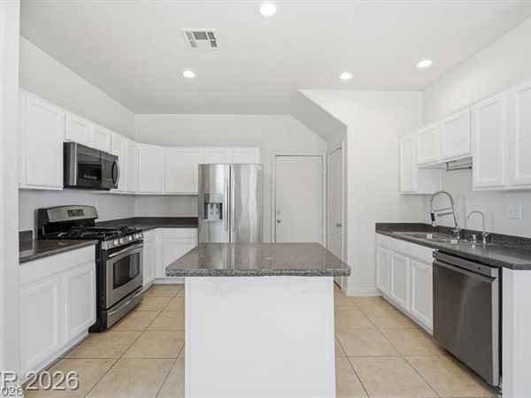 10630 Lessona Street, Las Vegas, NV 89141