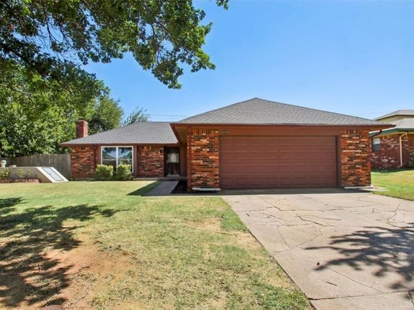 609 SW 26th Place, El Reno, OK 73036