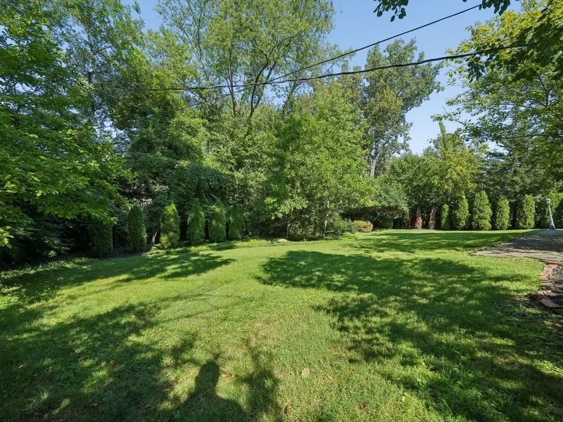 4611 Meekison Drive, Columbus, OH 43220 Photo 36