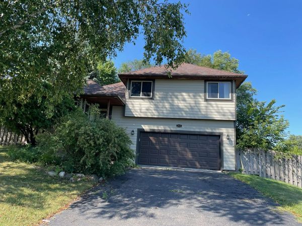 385 Londin Place, Saint Paul, MN 55119