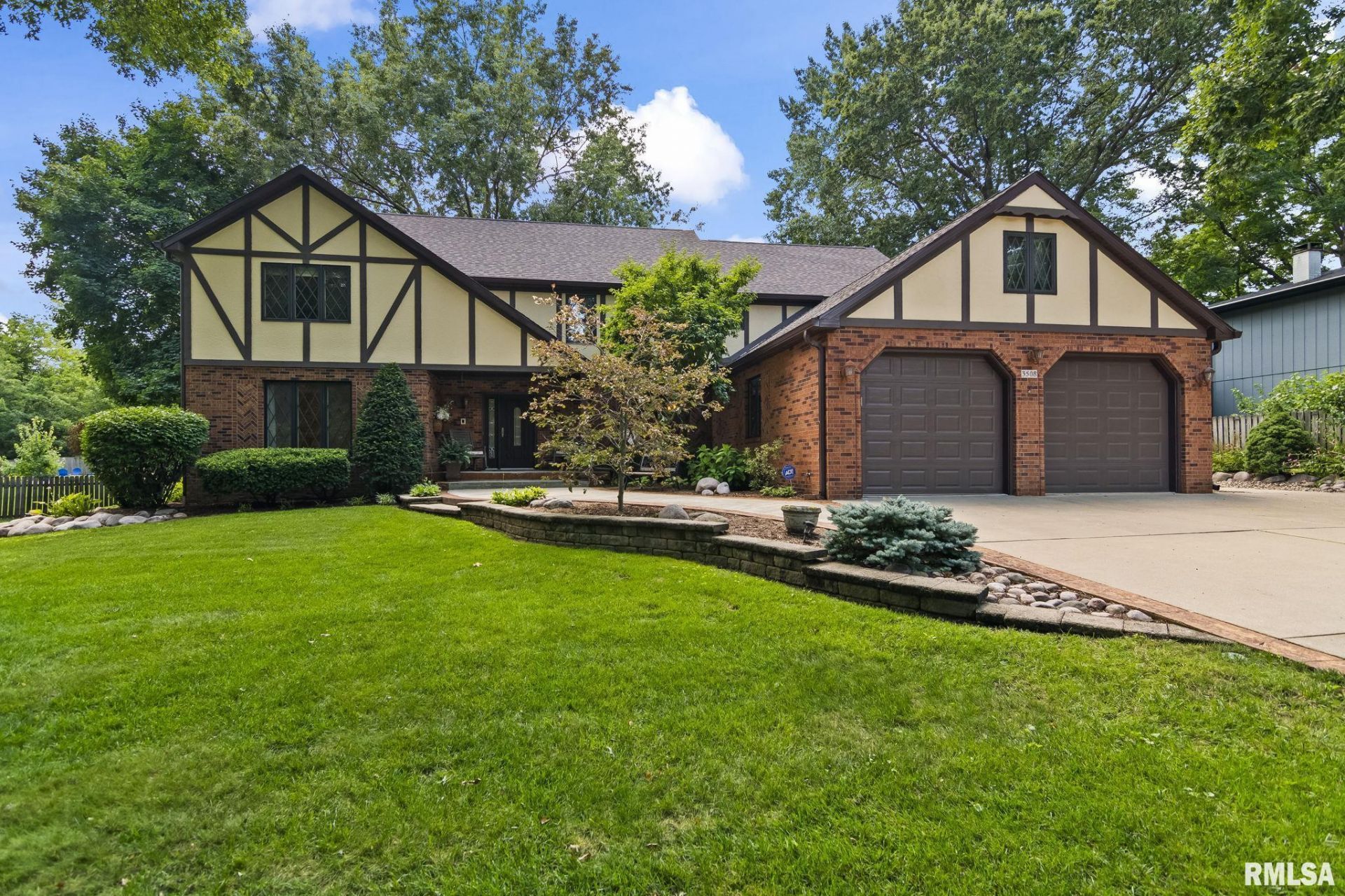 3508 Bluff Road, Springfield, IL 62711 Main Photo