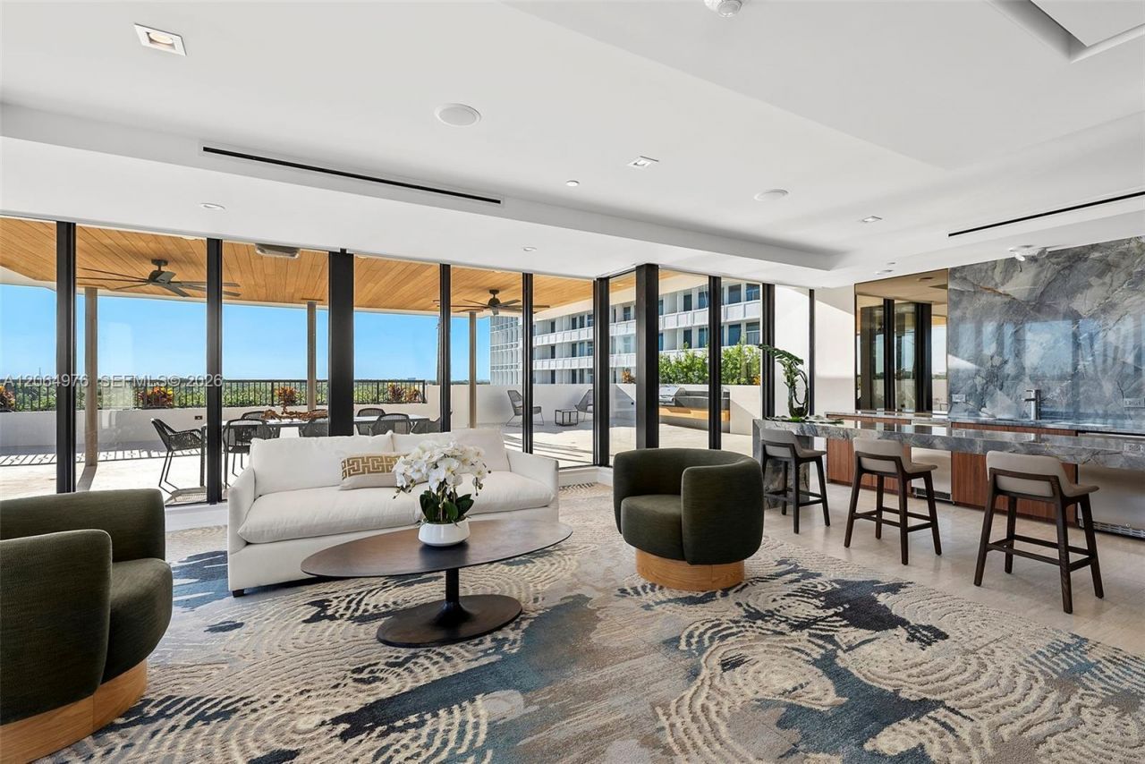 701 Valencia Ave , Unit 404, Coral Gables, FL 33134 Photo