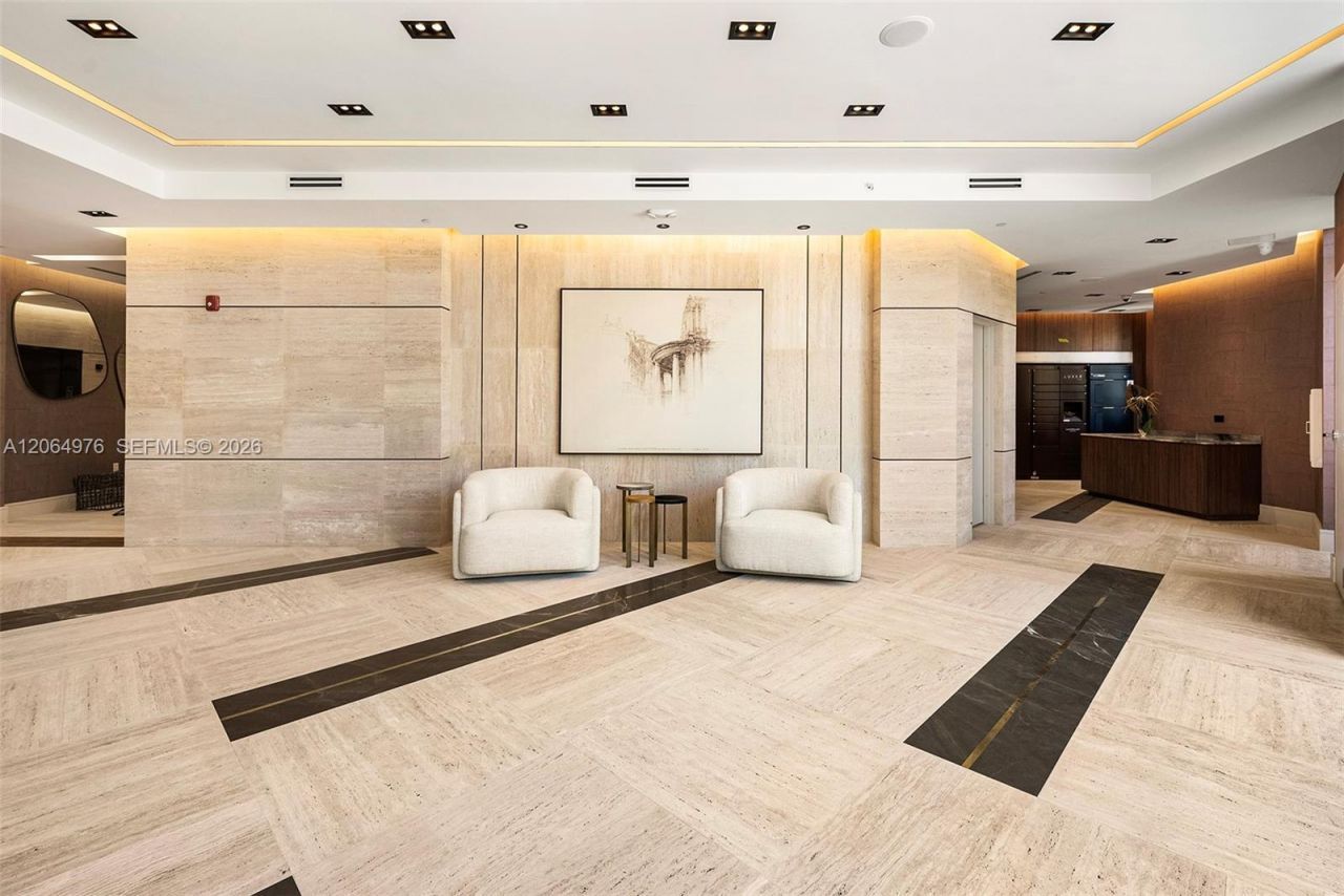 701 Valencia Ave , Unit 404, Coral Gables, FL 33134 Photo
