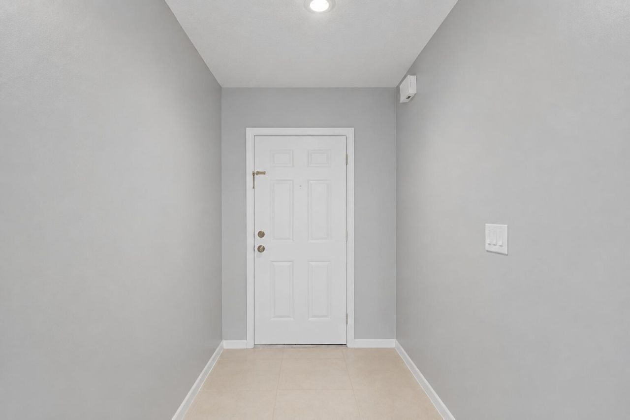 3130 Kingswood Terrace, Boca Raton, FL 33431 Photo