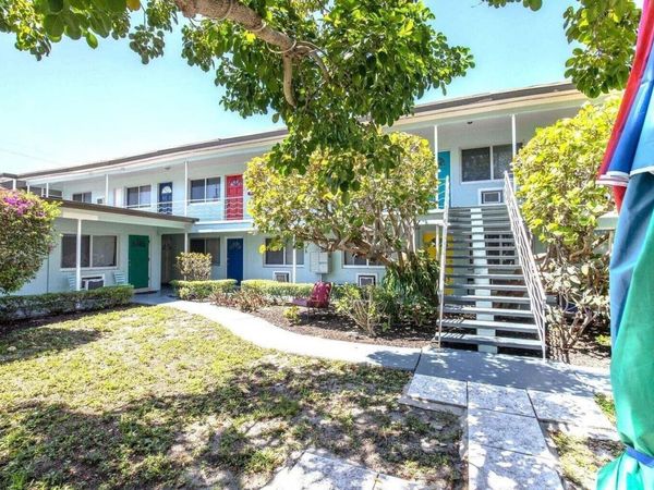 101 S Palmway, Unit 11, Lake Worth Beach, FL 33460