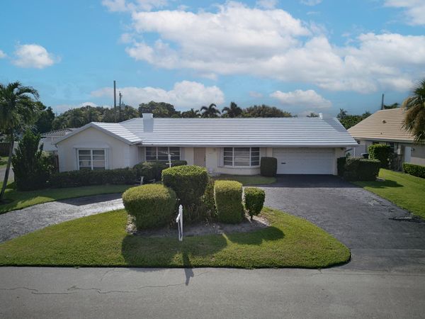 4141 NE 23RD Avenue, Lighthouse Point, FL 33064