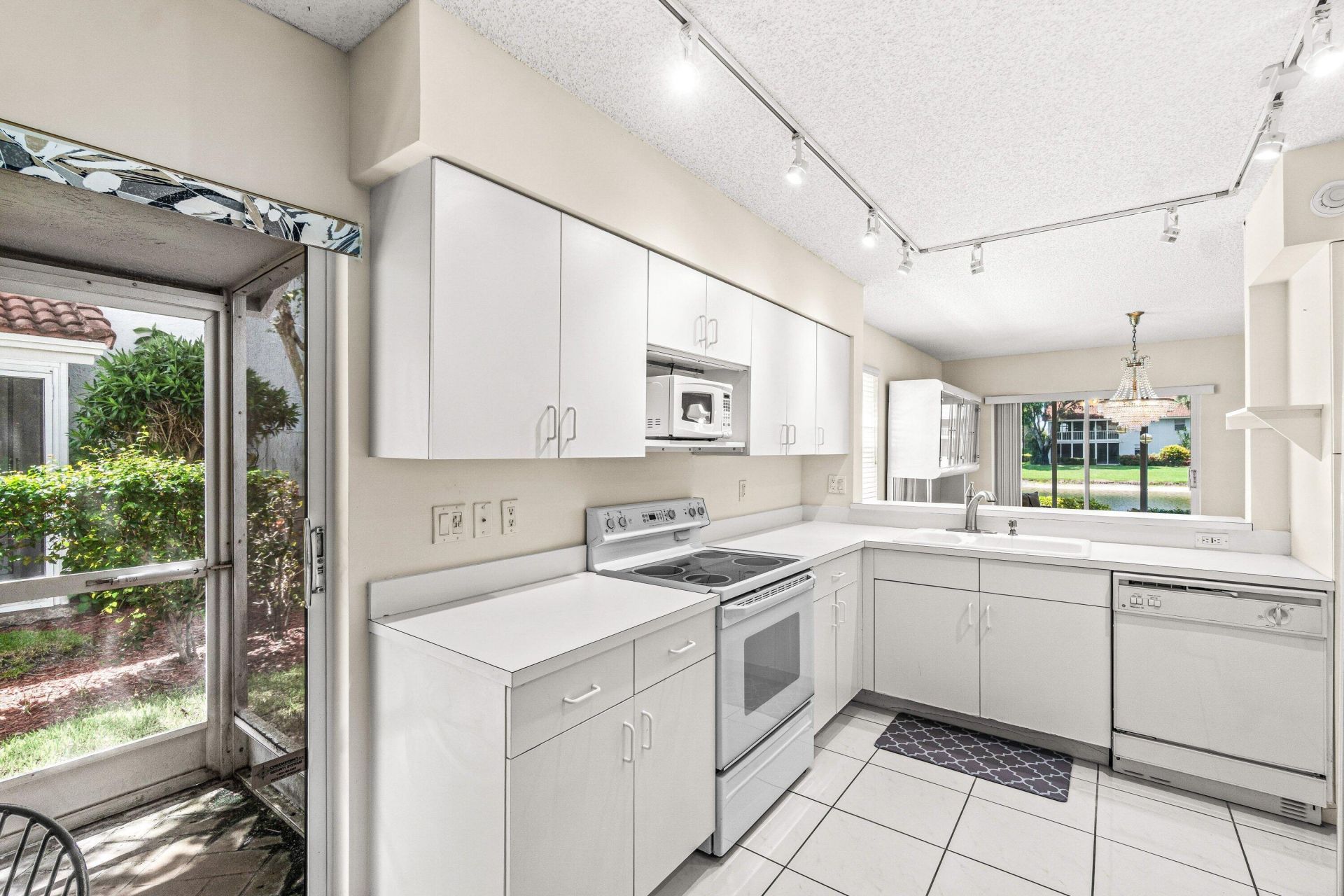 7408 Lake Meadow Way, Unit 101, Boynton Beach, FL 33437 Photo