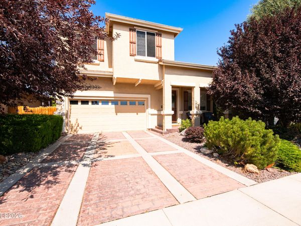 908 Lakeview Drive, Dayton, NV 89403