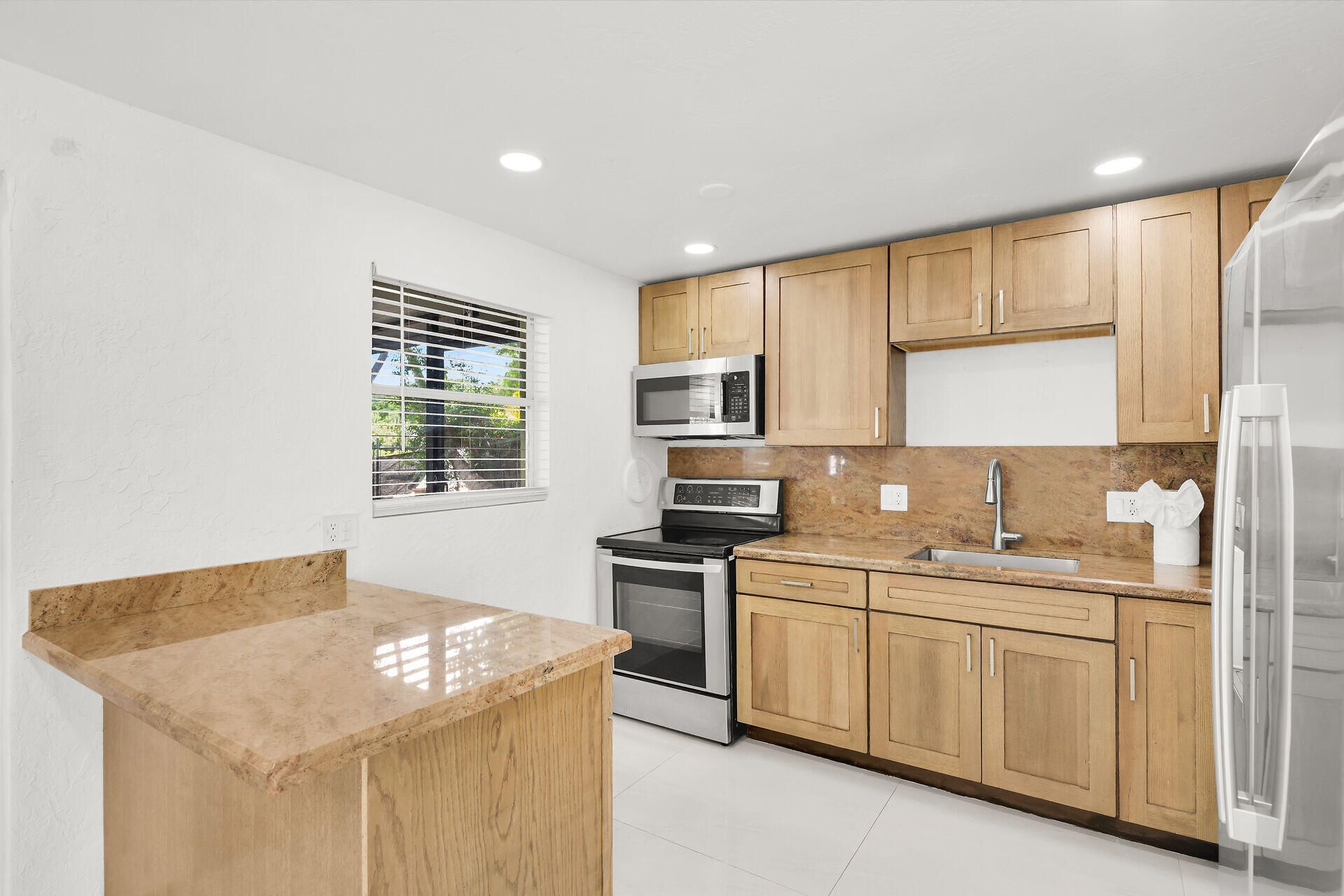 664 Colson Drive, Key Largo, FL 33037 Photo