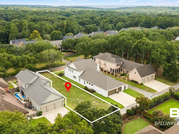 108 Savannah Sq, Fairhope, AL 36532