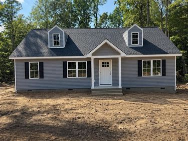 141 Reynolds Dr., Rustburg, VA 24588