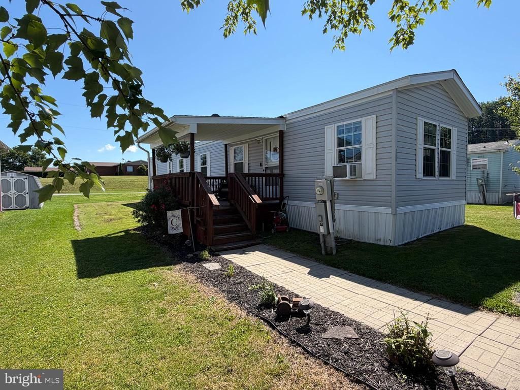 128 COUNTRY LANE , BELLEFONTE, PA 16823