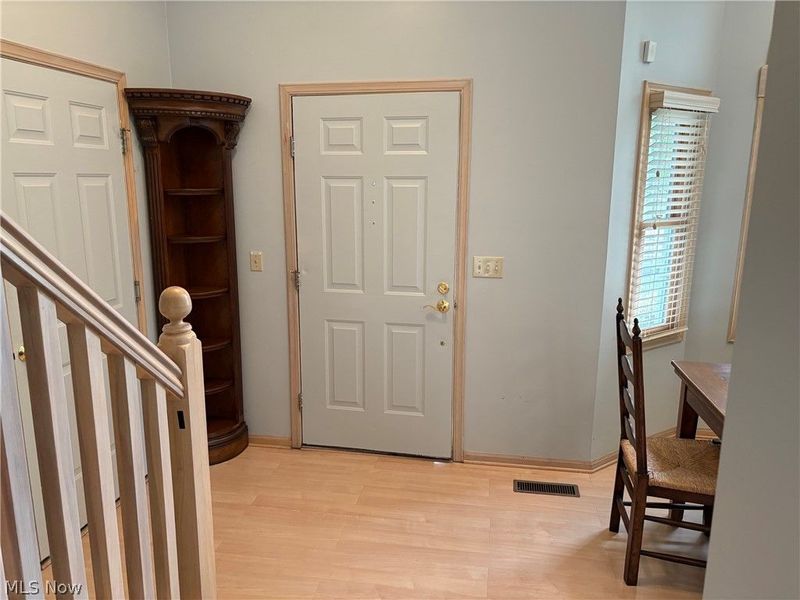 581 Thornberry Lane, Brunswick, OH 44212 Photo 7