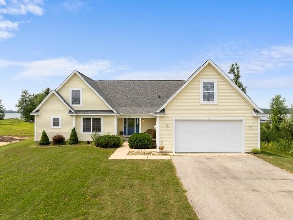 6097 Summerside Drive, Alanson, MI 49706