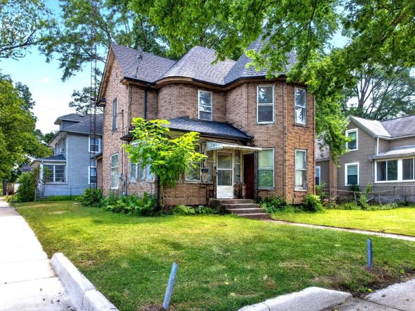 401 S Elm Avenue, Jackson, MI 49203