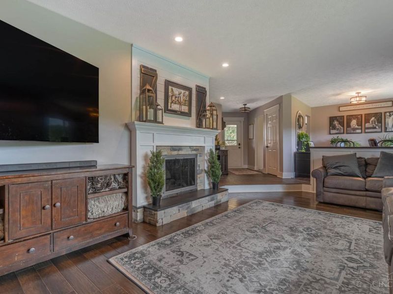 3385 Middle Run Road, Sugarcreek Twp, OH 45068 Photo 6