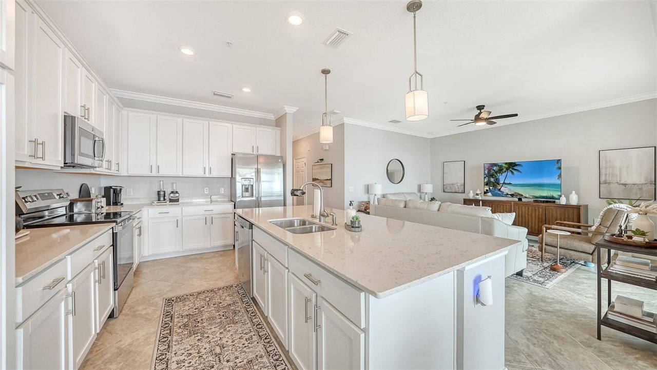 910 Tidewater Shores Loop, Unit 402, Bradenton, FL 34208 Photo