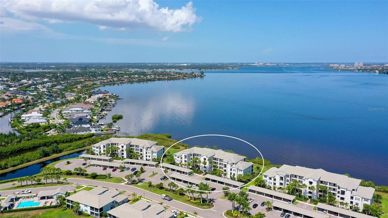 910 Tidewater Shores Loop, Unit 402, Bradenton, FL 34208 Photo