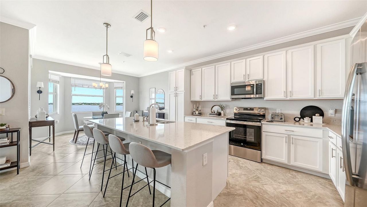 910 Tidewater Shores Loop, Unit 402, Bradenton, FL 34208 Photo