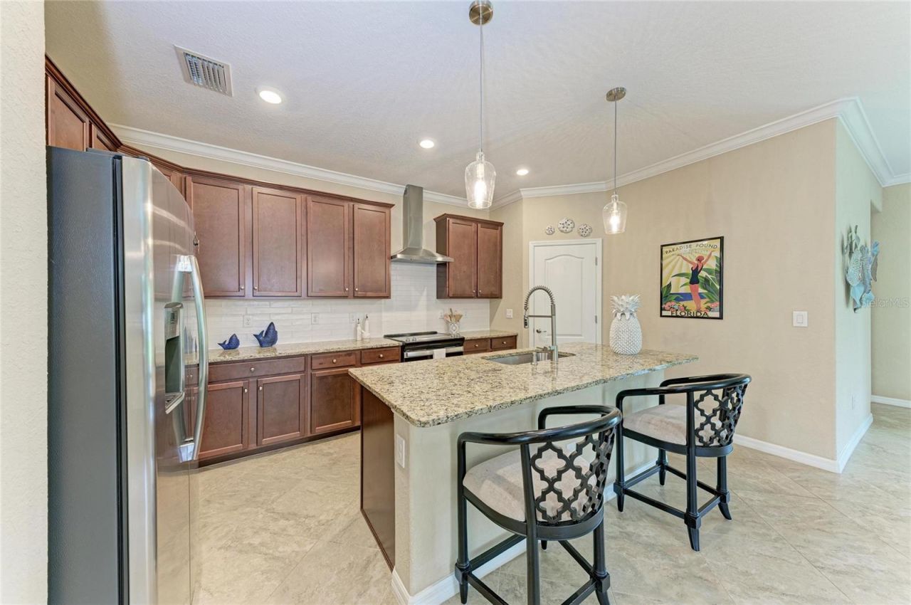 621 Fire Bush Court, Bradenton, FL 34212 Photo