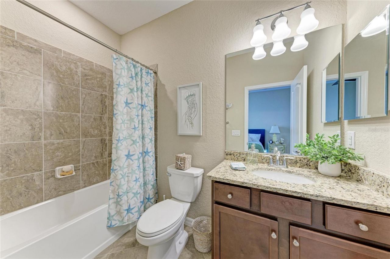 621 Fire Bush Court, Bradenton, FL 34212 Photo