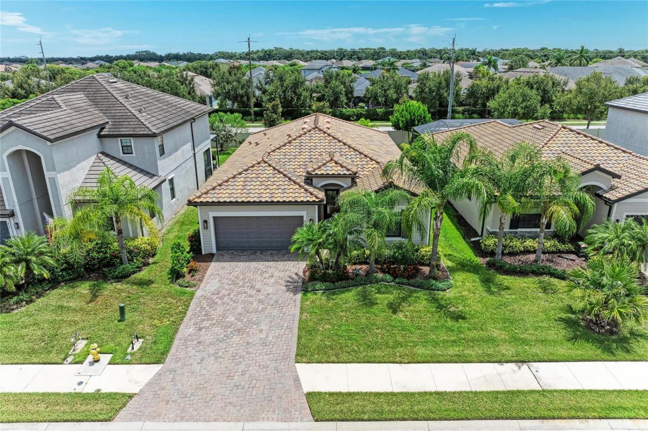 621 Fire Bush Court, Bradenton, FL 34212 Photo
