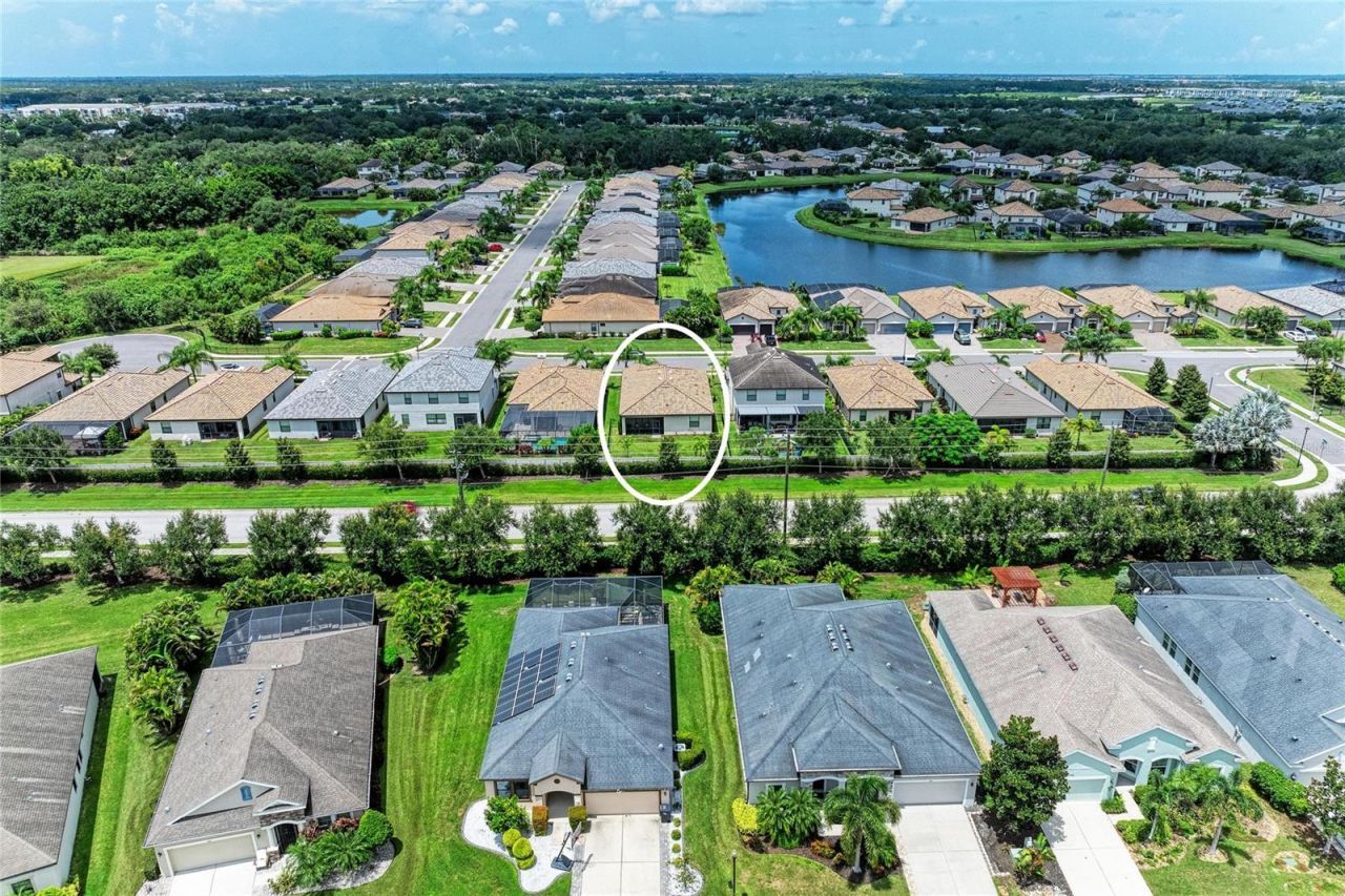 621 Fire Bush Court, Bradenton, FL 34212 Photo