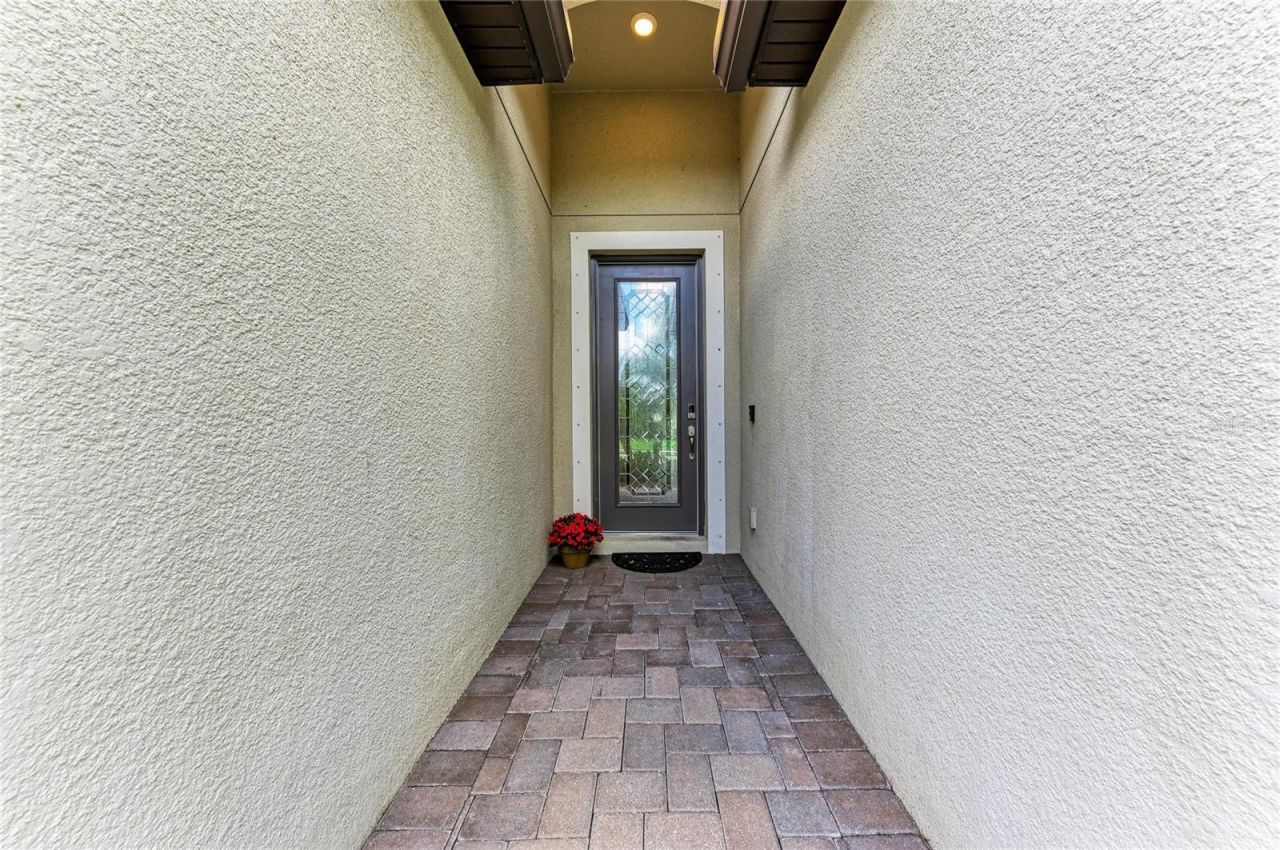 621 Fire Bush Court, Bradenton, FL 34212 Photo