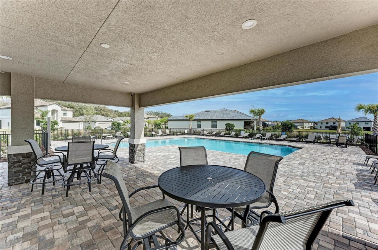 621 Fire Bush Court, Bradenton, FL 34212 Photo