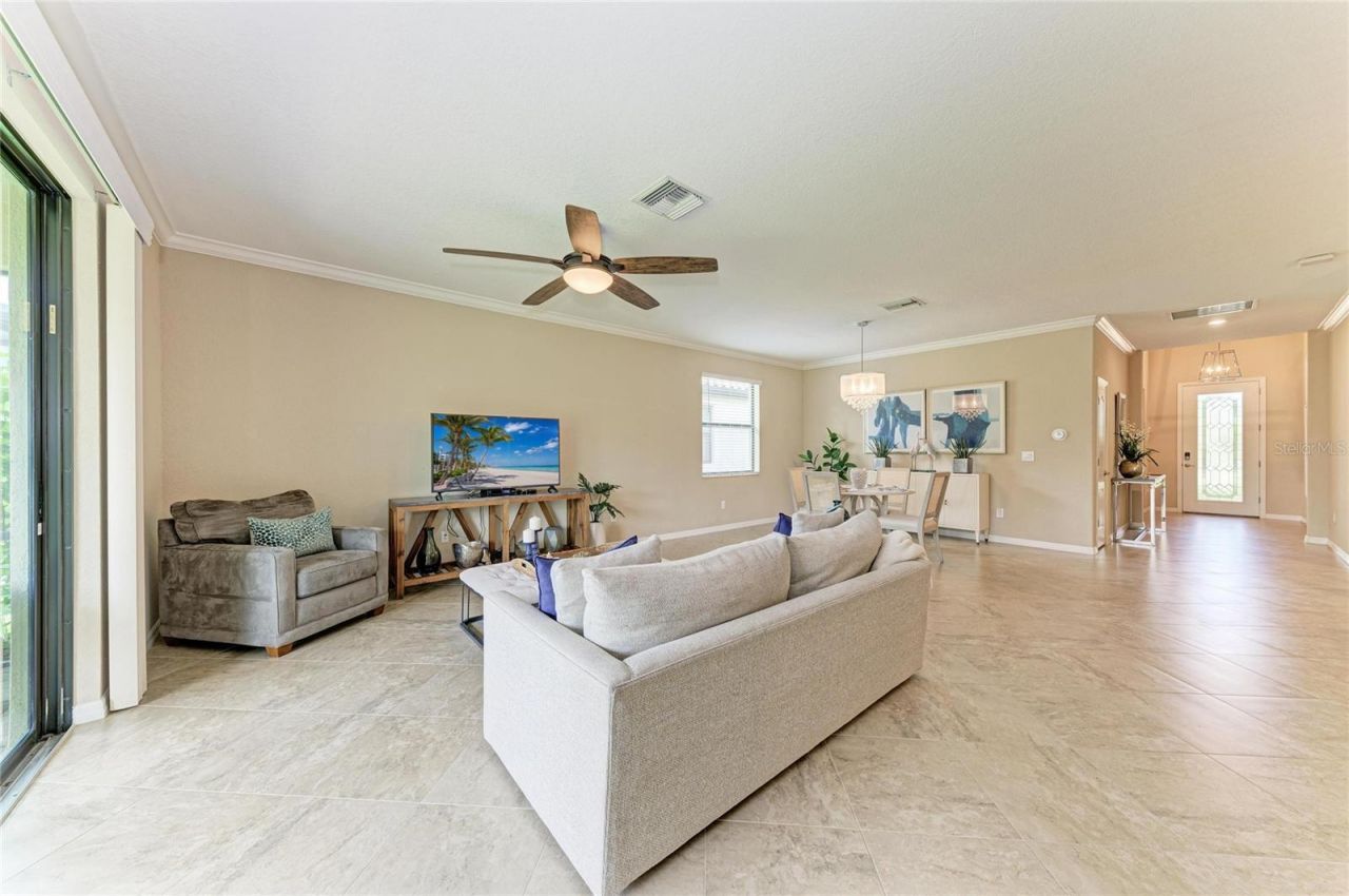 621 Fire Bush Court, Bradenton, FL 34212 Photo