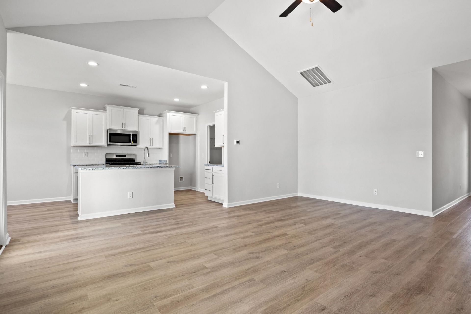 264 Sweetbridge Way Photo 5