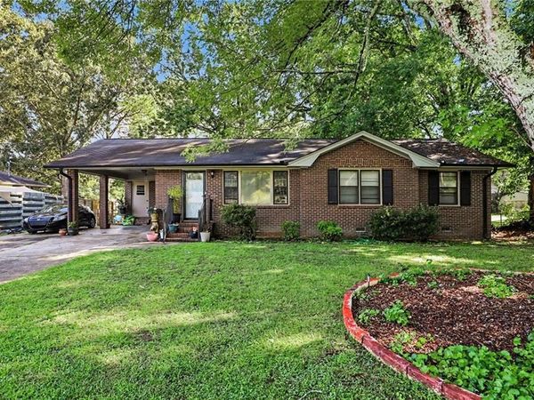 6065 Monica Drive, Morrow, GA 30260